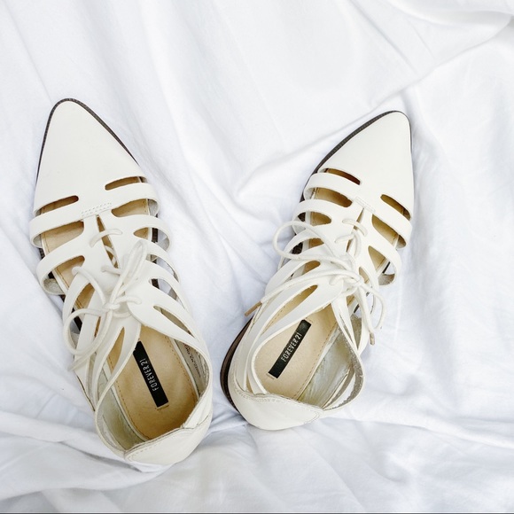 Sandals. - Picture 8 of 8